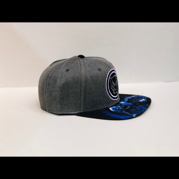 Marvel Black Panther SnapBack Hat - Picture 2 of 4